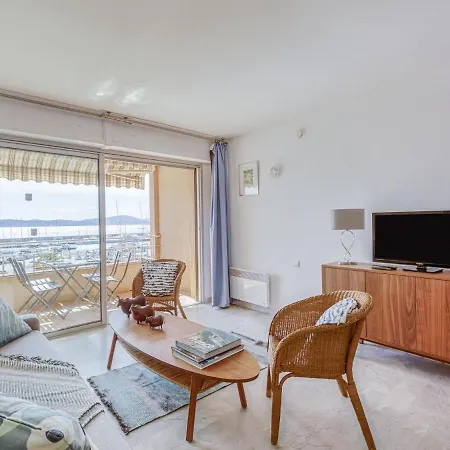 Les Mimosas By Interhome Appartement